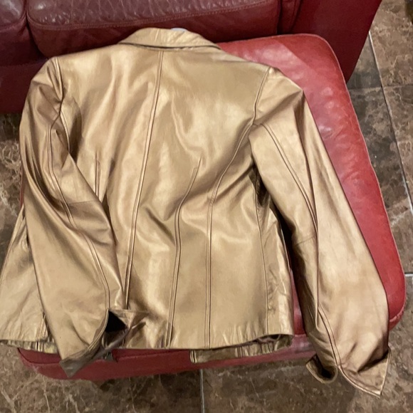 Leather Jacket xs but fits like a small - Picture 2 of 5